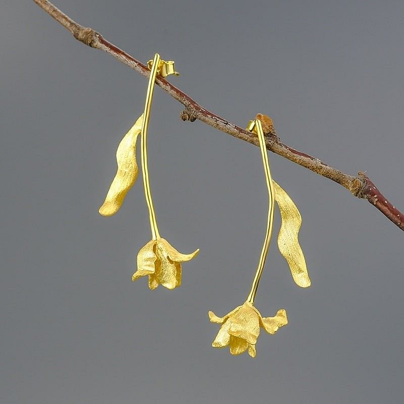 Flower Silver Dangle Earrings - Fashion Silver London - Dangle Earring - Earring - Flower Dangle Earring